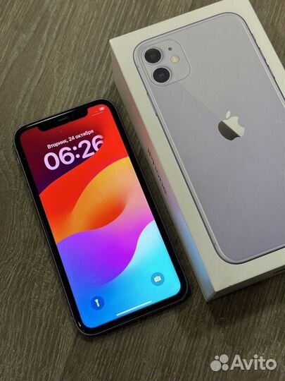 iPhone 11, 64 ГБ