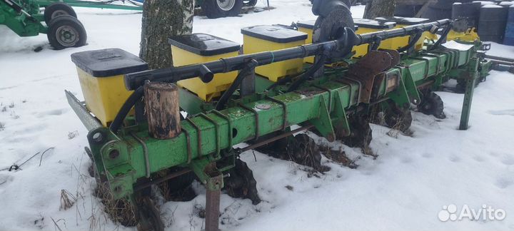 Сеялка John Deere 1710 Vertical-Fold, 2010