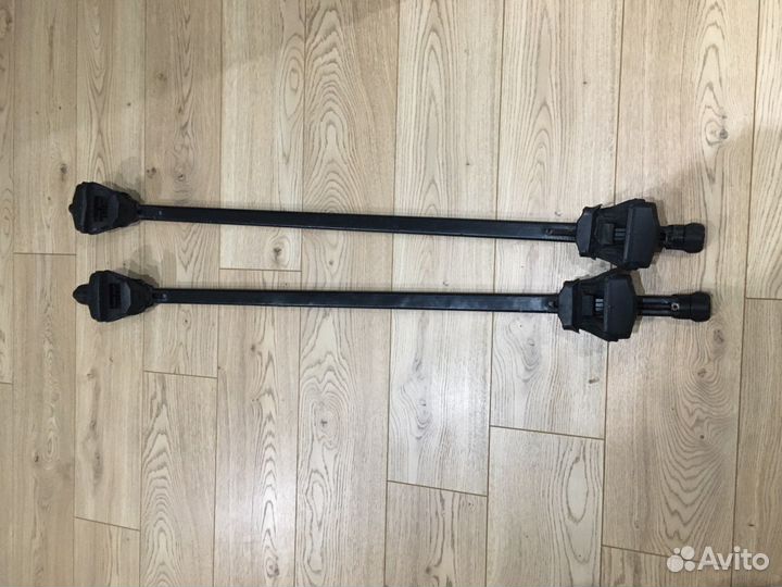 Багажник на крышу упоры Thule 755, дуги Thule 762