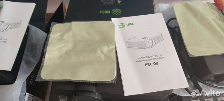 Мультимедийный проектор
