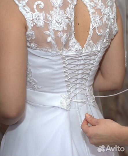 Свадебное платье