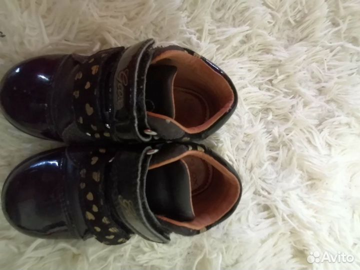 Кроссовки для девочки