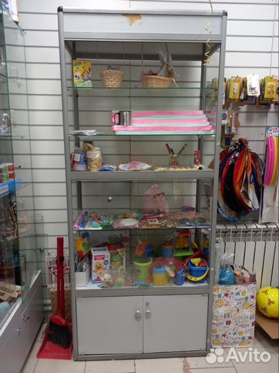 Торговый стеллаж