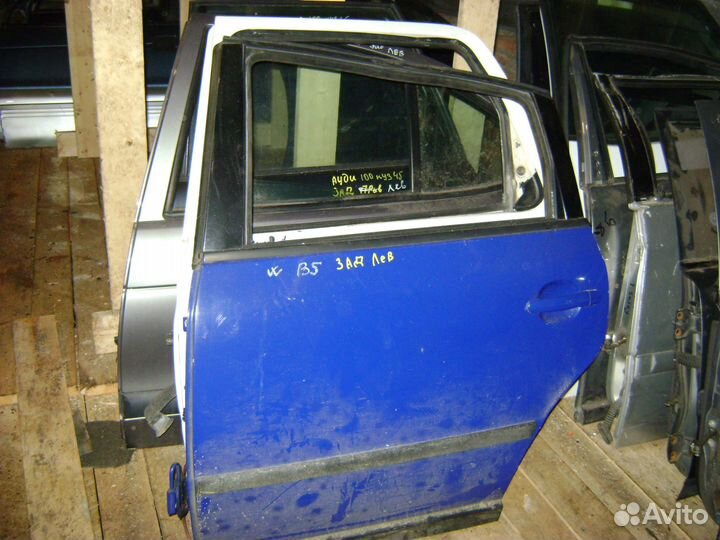Дверь задняя левая Пассат Б5 Passat B5 синий