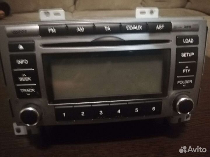 Магнитола на Хендай Сантафэ