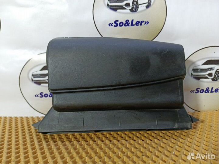 Воздухозаборник Volkswagen Passat CC cbab 2010