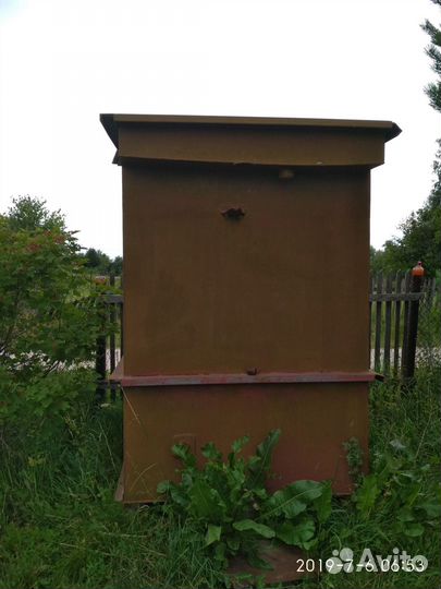 Продается металлический бак для воды емкость 5 куб