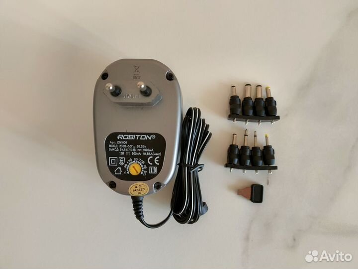 Блок питания Robiton DN1000 универсальный