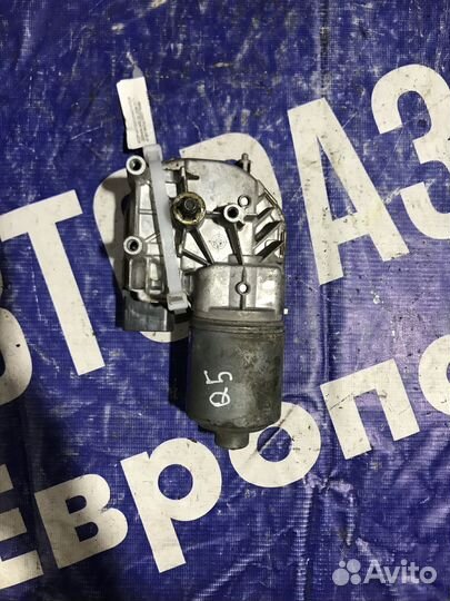 Моторчик стеклоподъемника Audi Q5