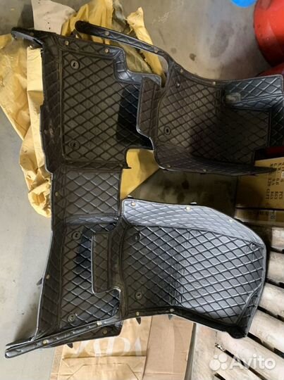 Ковры 3d из экокожи Mercedes GL