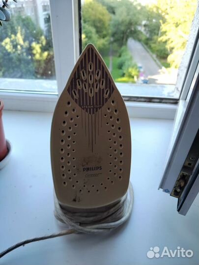 Утюг Philips керамический