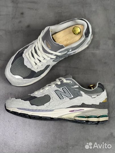 Кроссовки new balance 2002r