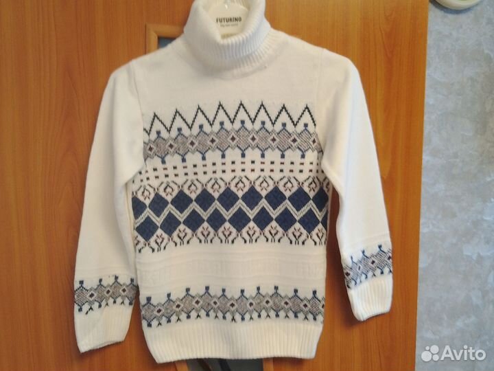 Свитер для мальчика. 70 шерсть