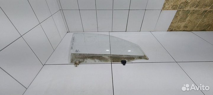 Стекло двери переднее правое (Lifan X60)