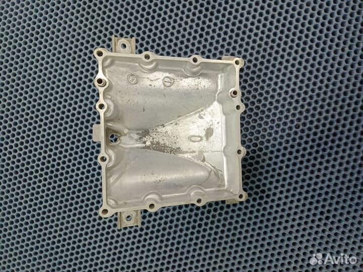 Suzuki GSX-R750 R731 поддон масляный