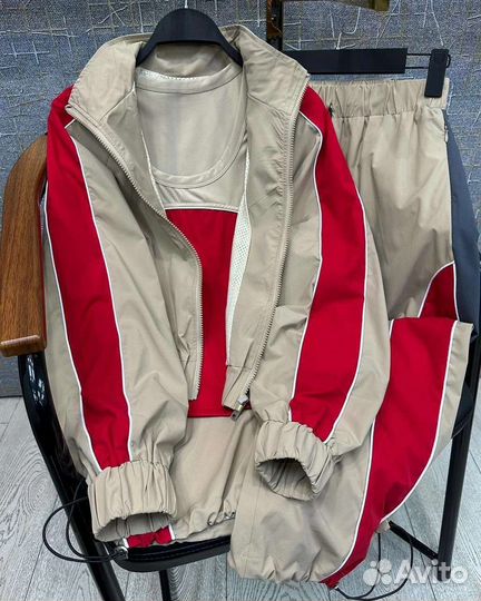 Костюм спортивный с подкладом 44-46