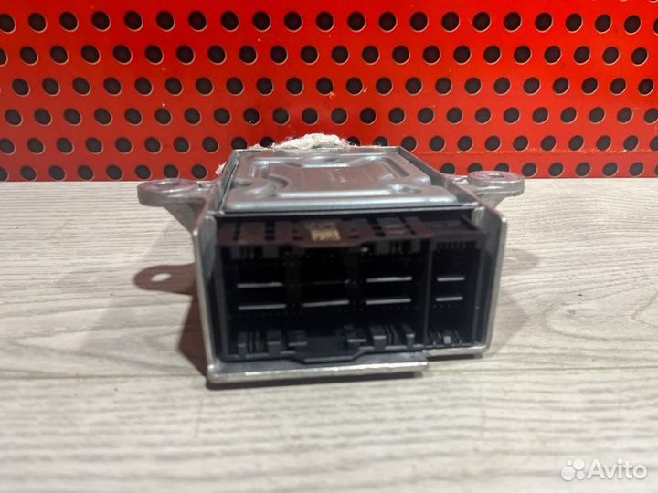 Блок управления подушками безопасности Bmw 5 G30