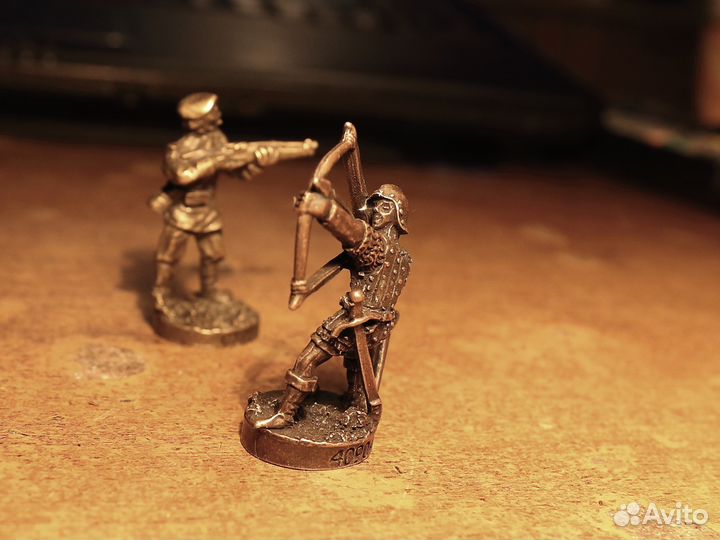 Фигурки бронза