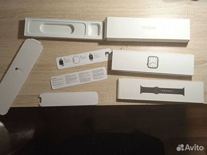 Коробка от Apple Watch 7 поколения