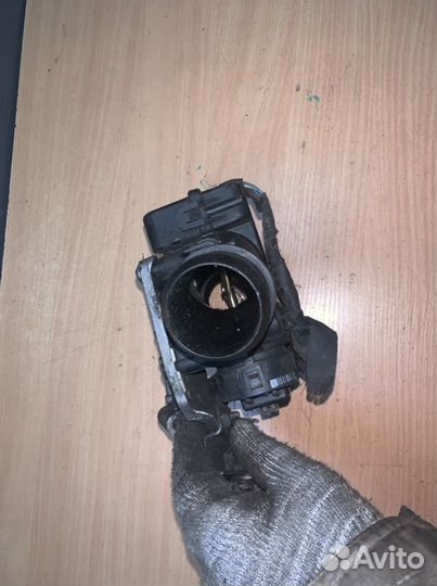 Заслонка дроссельная Peugeot 308 2007-2013