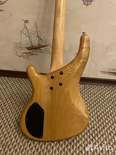 Бас гитара 4 струны