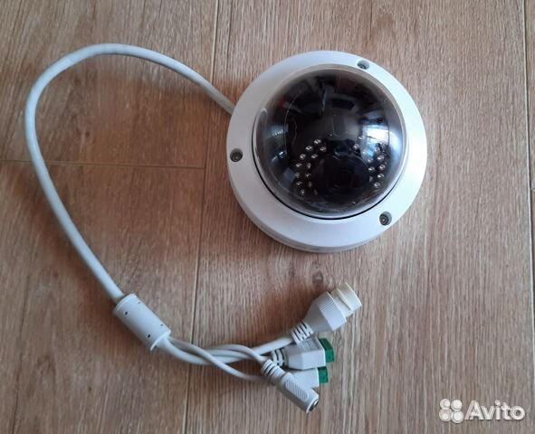 Продается цветная IP-камера DS-2CD6112F-ISM