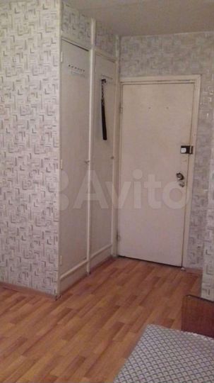 Комната 13 м² в 7-к., 6/15 эт.