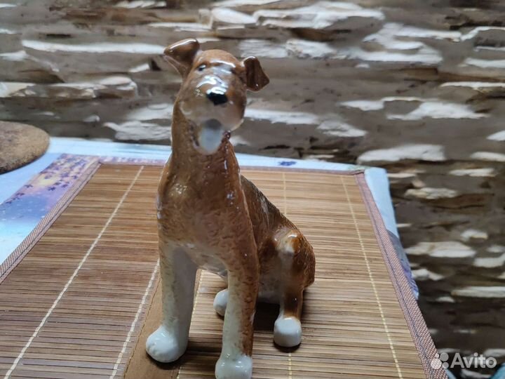 Фарфоровые статуэтки собака лфз