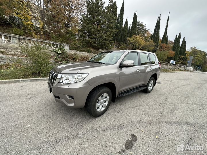 Toyota Land Cruiser Prado 2.8 AT, 2022, 2 500 км