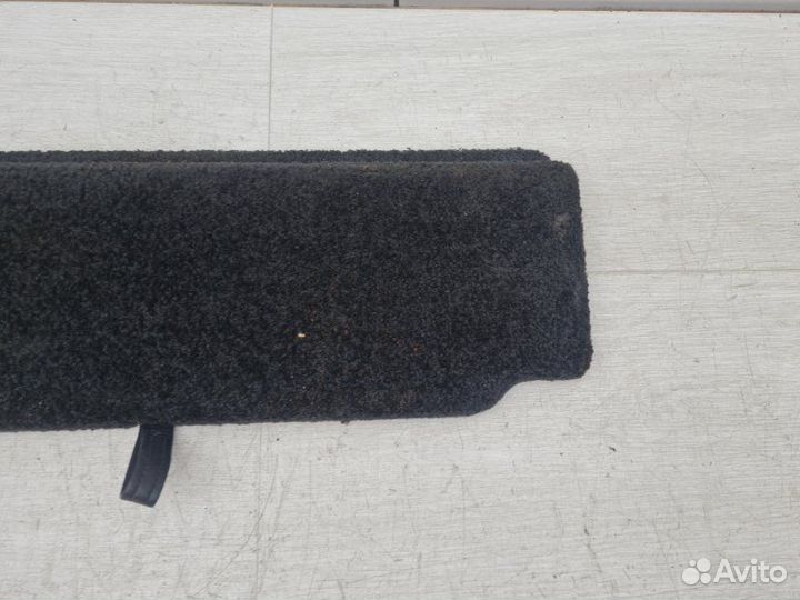 Обшивка багажника левая Land Rover Range Rover