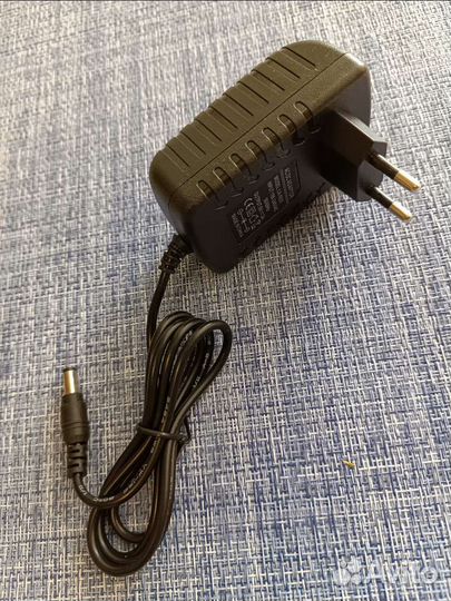 Блок питания 9В 2А