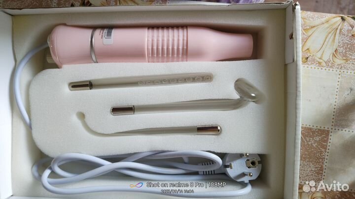 Импульсивный массажер для лица и волос