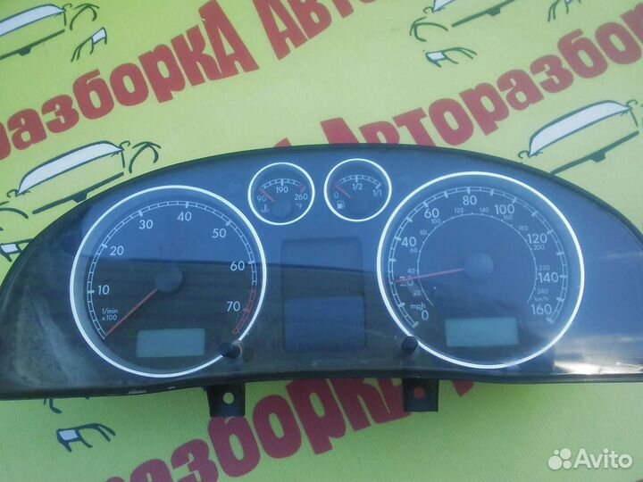 Панель приборов Volkswagen Passat B6