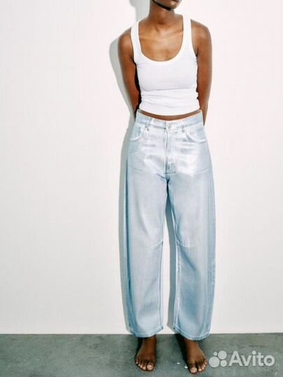 Джинсы блестящие Zara тренд 2024