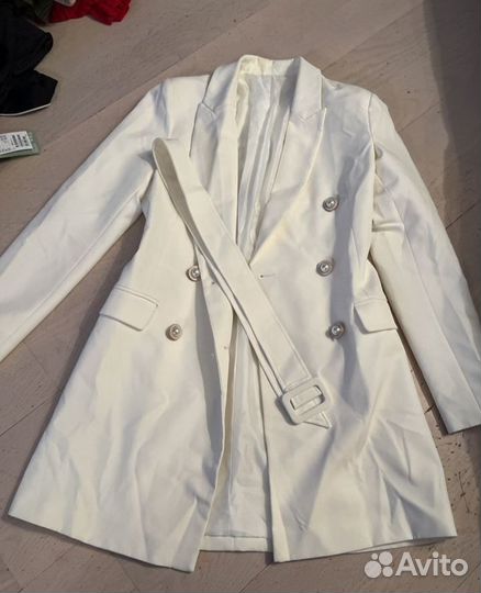 Платье-пиджак белый 46