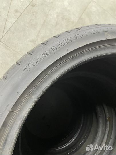 Bridgestone Turanza T005 285/35 R22