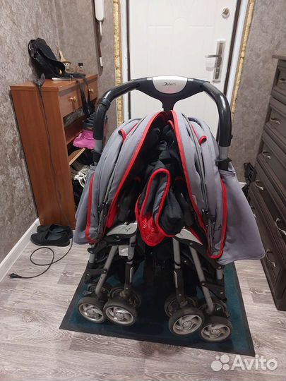 Коляска для двойни