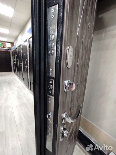 Дверь входная Троя Палисандр