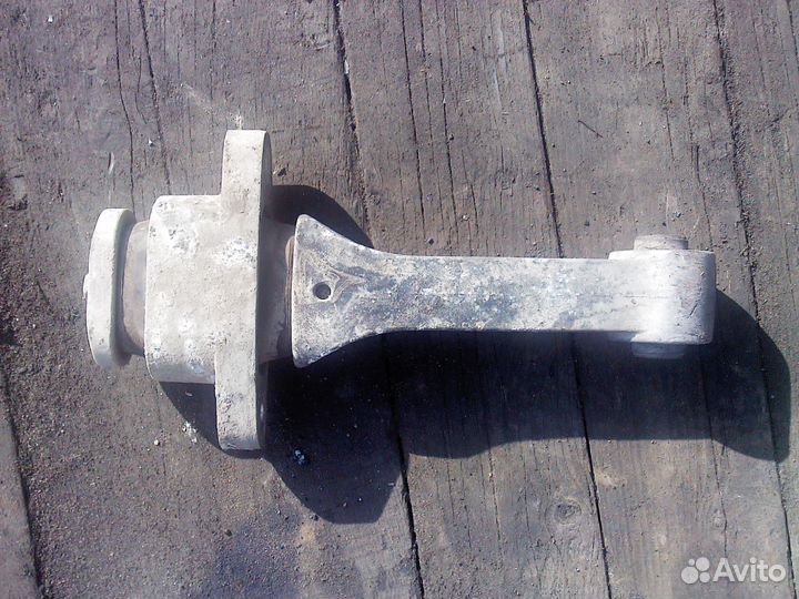 Опора задняя Kia Sportage 2010-2015