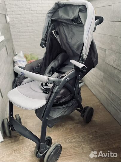 Коляска прогулочная Chicco simplicity