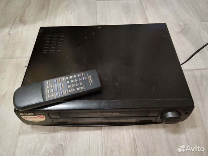 Видеомагнитофон sharp