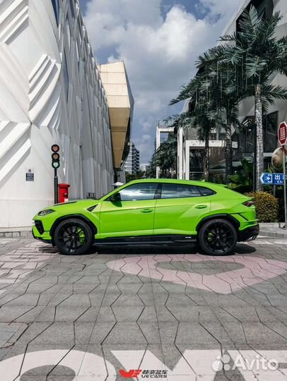 Lamborghini Urus 4.0 AT, 2024, 1 200 км