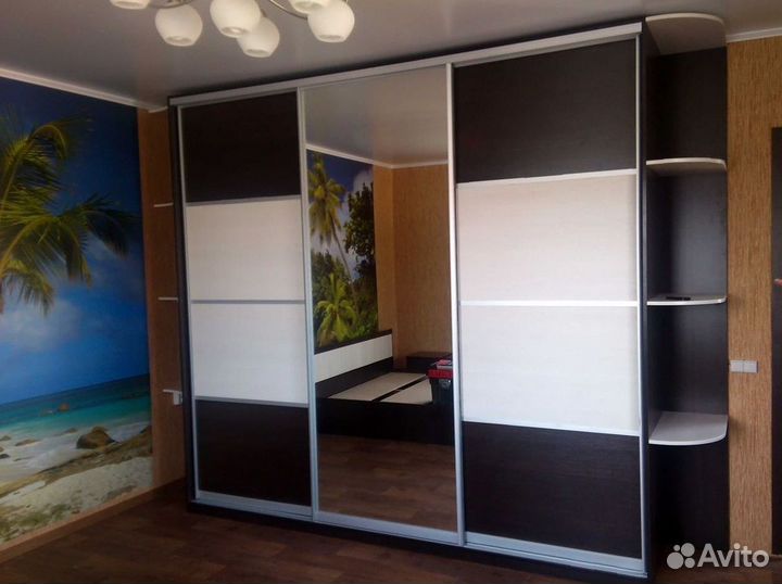 Черный шкаф