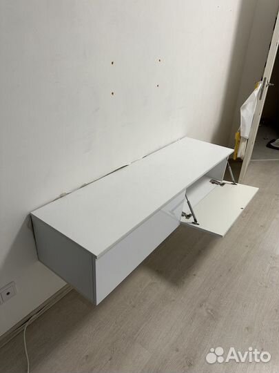 Тумба под тв белая подвесная