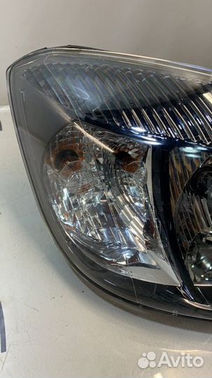 Фара передняя правая Kia Rio 2 JB G4EE 2011