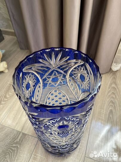 Ваза хрустальная для цветов