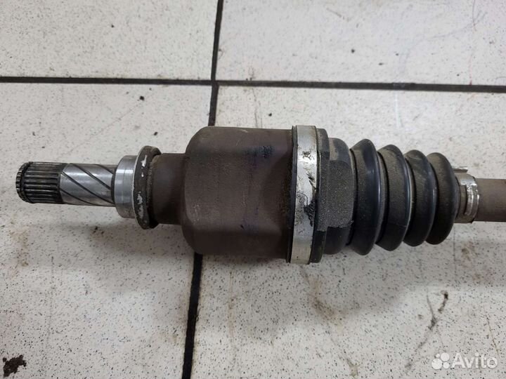 Привод левый Renault Megan 2 1,6 МКПП