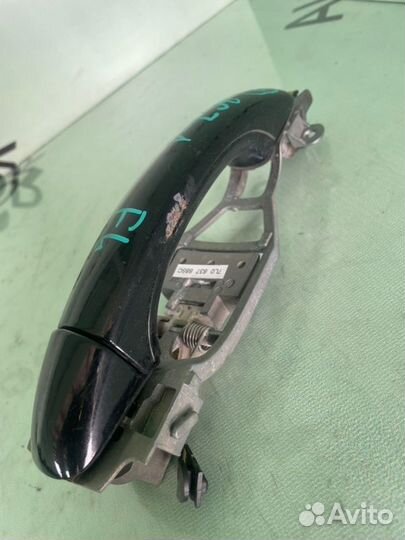 Ручка двери внешняя передняя левая Volkswagen