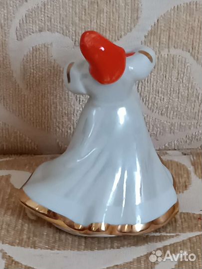 Статуэтки Дулево