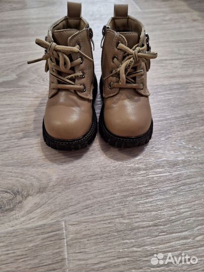 Ботинки для девочки
